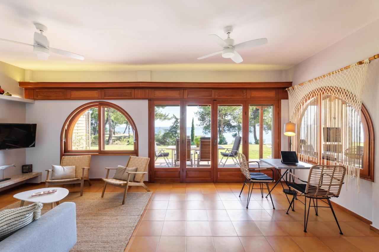 Luna Villa Private Beach Νέα Ηράκλεια Εξωτερικό φωτογραφία