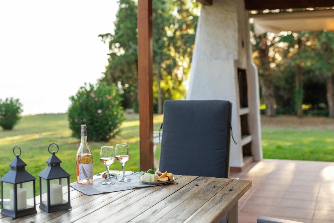 Luna Villa Private Beach Νέα Ηράκλεια Εξωτερικό φωτογραφία