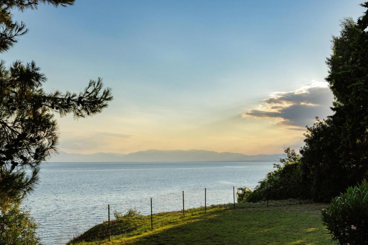 Luna Villa Private Beach Νέα Ηράκλεια Εξωτερικό φωτογραφία